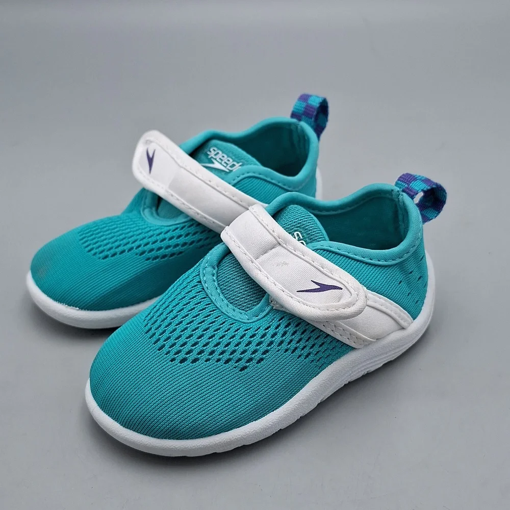 Kids Speedo Aqua Water Shoes Sz S = Size 5/6 Kids